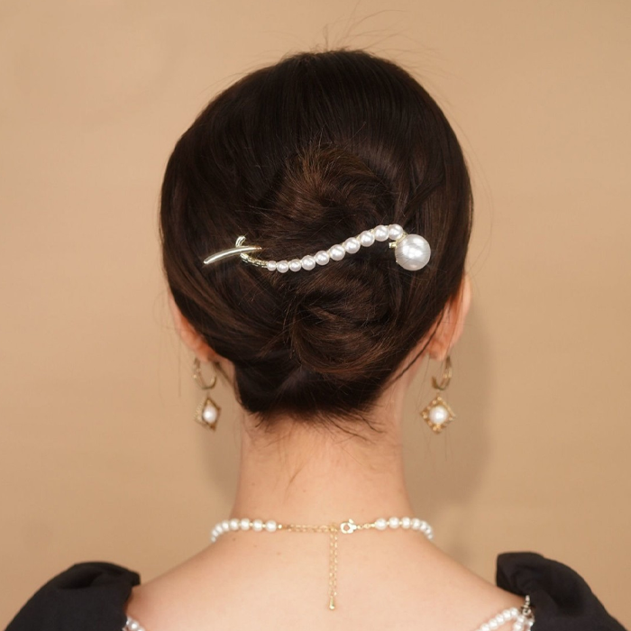 Pince à cheveux en perles à une ligne 